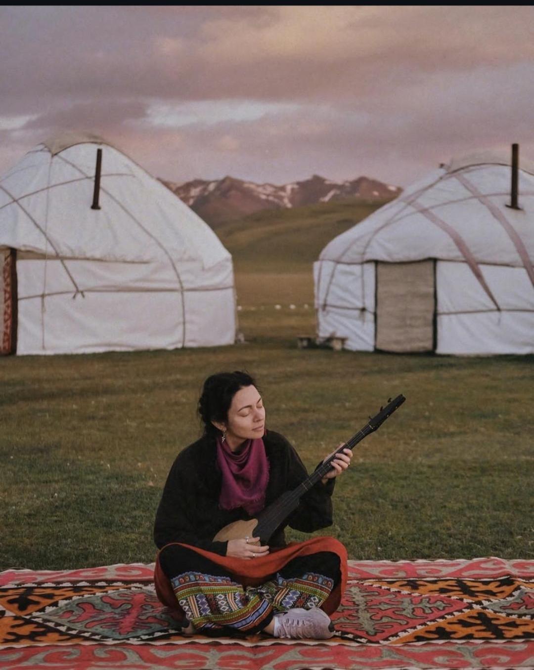 ホテル Zalkar Yurt Camp Song-Kul エクステリア 写真