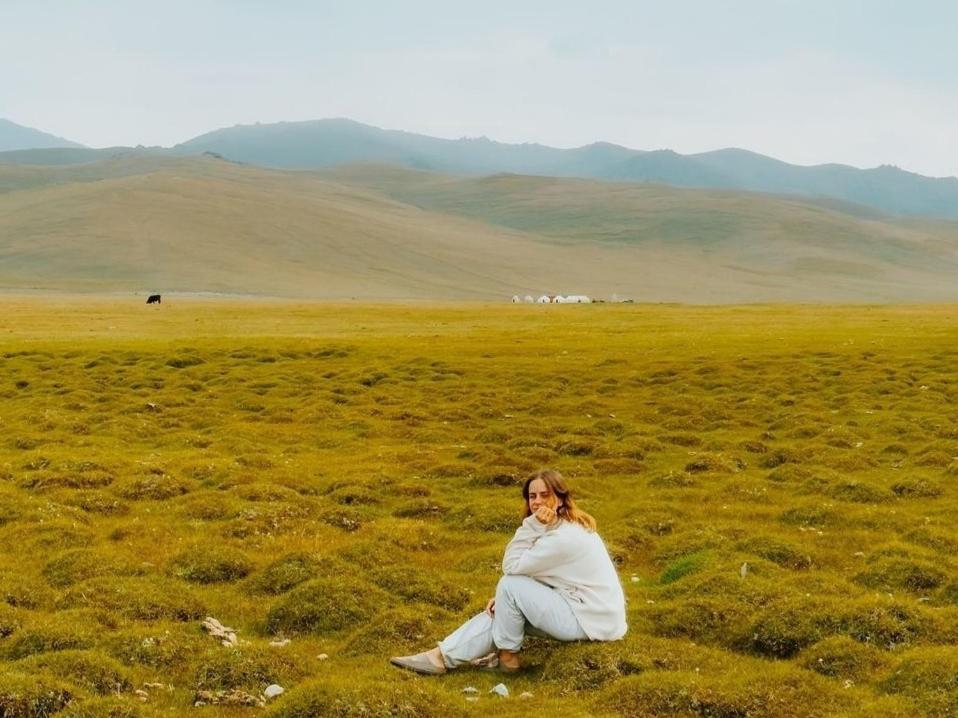ホテル Zalkar Yurt Camp Song-Kul エクステリア 写真